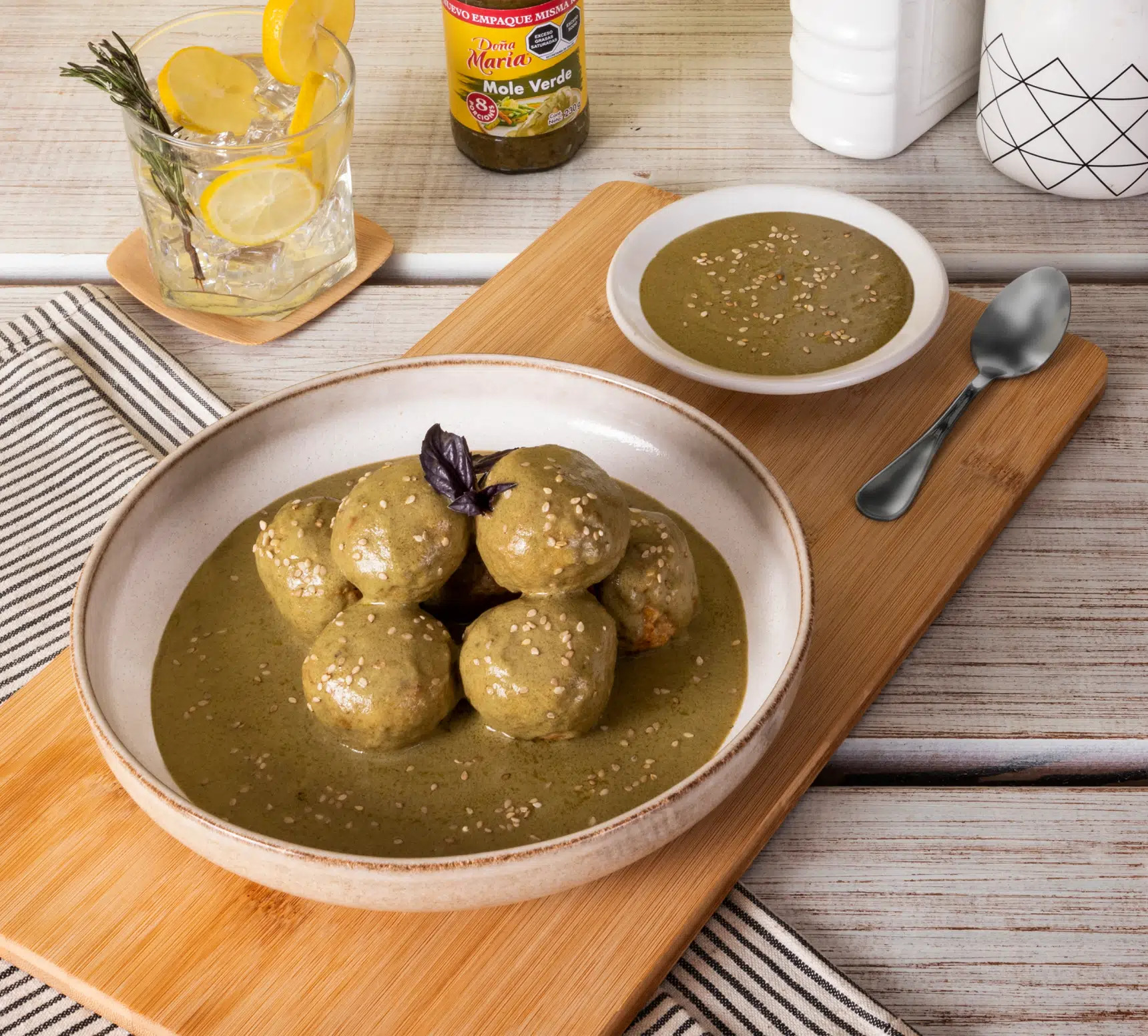 albondigas-mole-verde